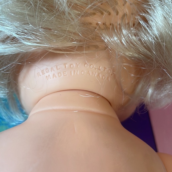 💙Vintage Regal Doll 15” tall Made in Canada - Picture 7 of 10